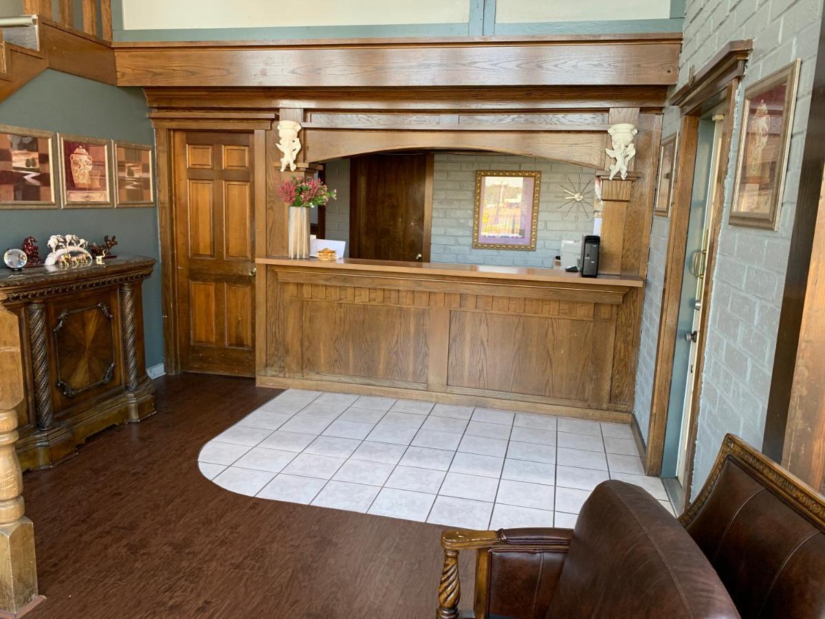 Stratford Inn Тилер Екстериор снимка